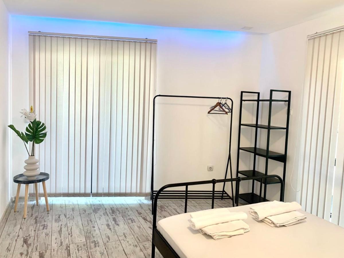 Nordic Style Apartment With Underground Parking Sofia Bagian luar foto